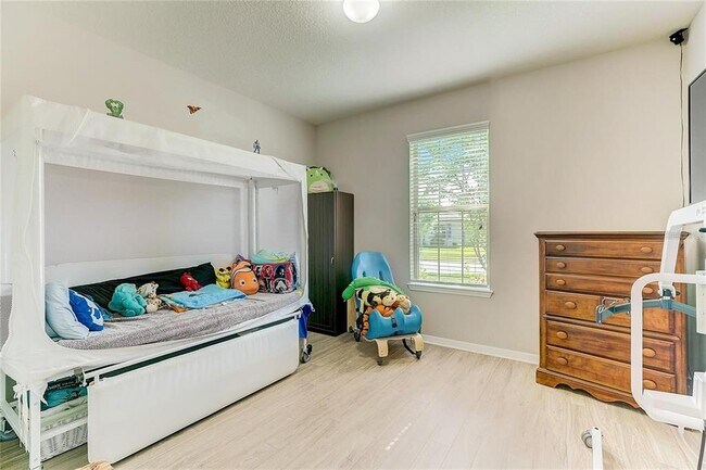 Building Photo - 4905 111th Terrace E