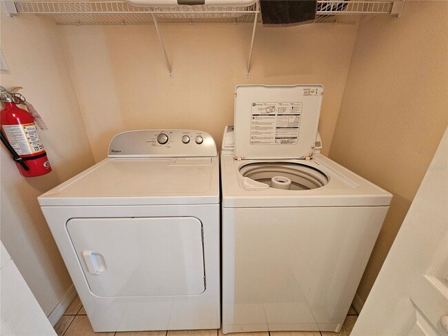 Building Photo - 297 Blue Jay Way