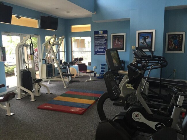 Building Photo - 2642 NW 33rd St