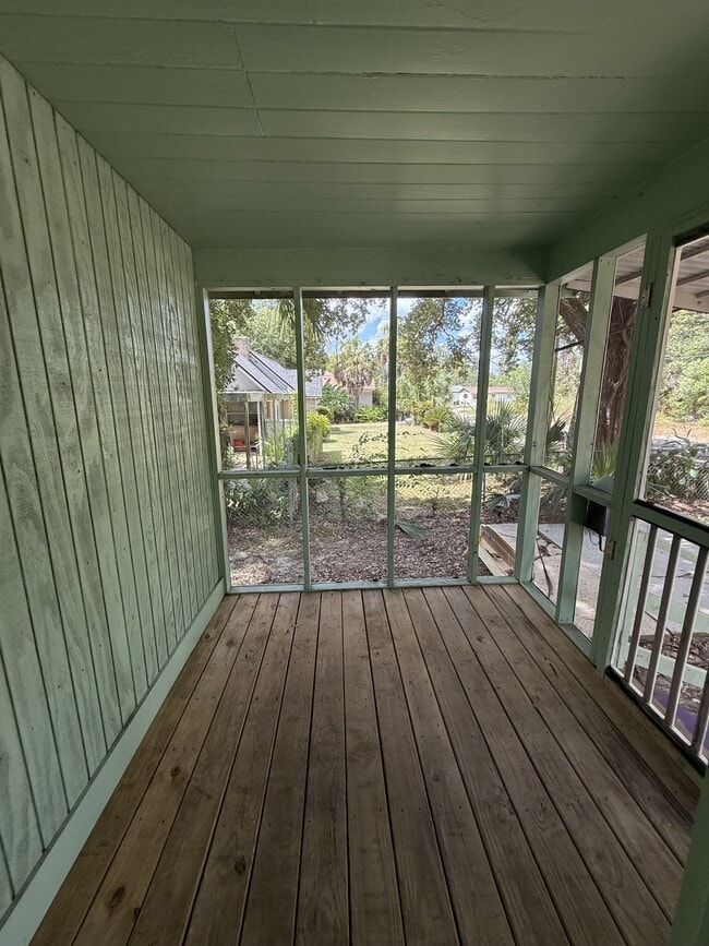 Building Photo - 539 W Georgia St