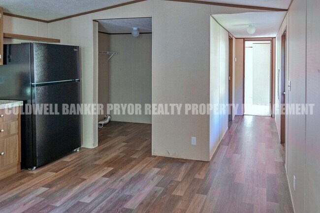 Building Photo - 336 Holden Rd