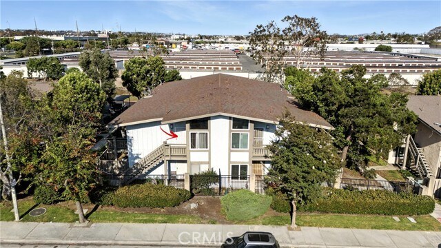 Building Photo - 20426 S Vermont Ave