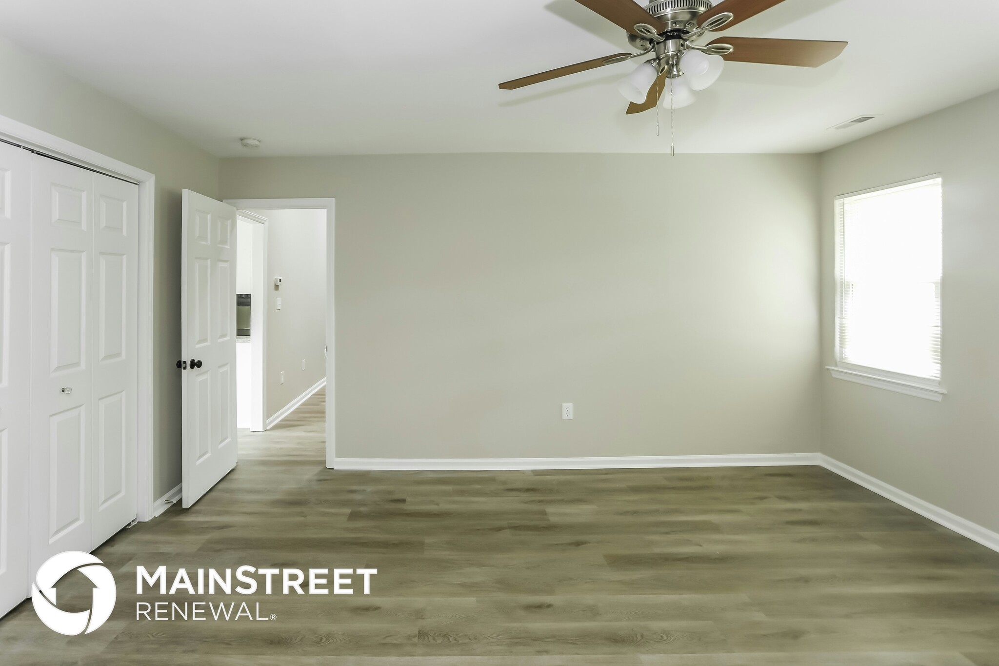 Building Photo - 10003 Greenwood Ct