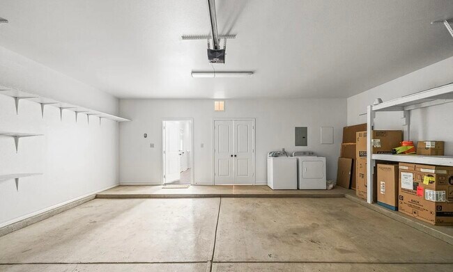 Building Photo - 10507 Quinton Ave