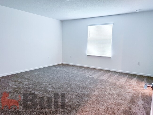 Building Photo - 5030 Four Strand Ct