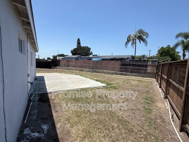 Building Photo - 5576 Conrad Ave