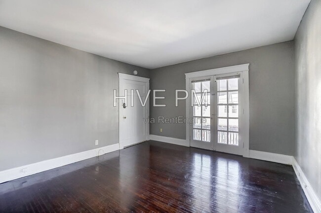 Building Photo - 3636 Besuden Ct