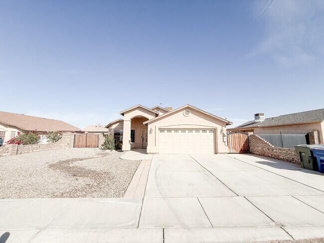 Building Photo - 9586 E 38th Pl