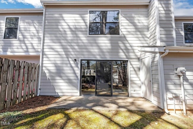 Building Photo - 7706 Falcon Rest Cir