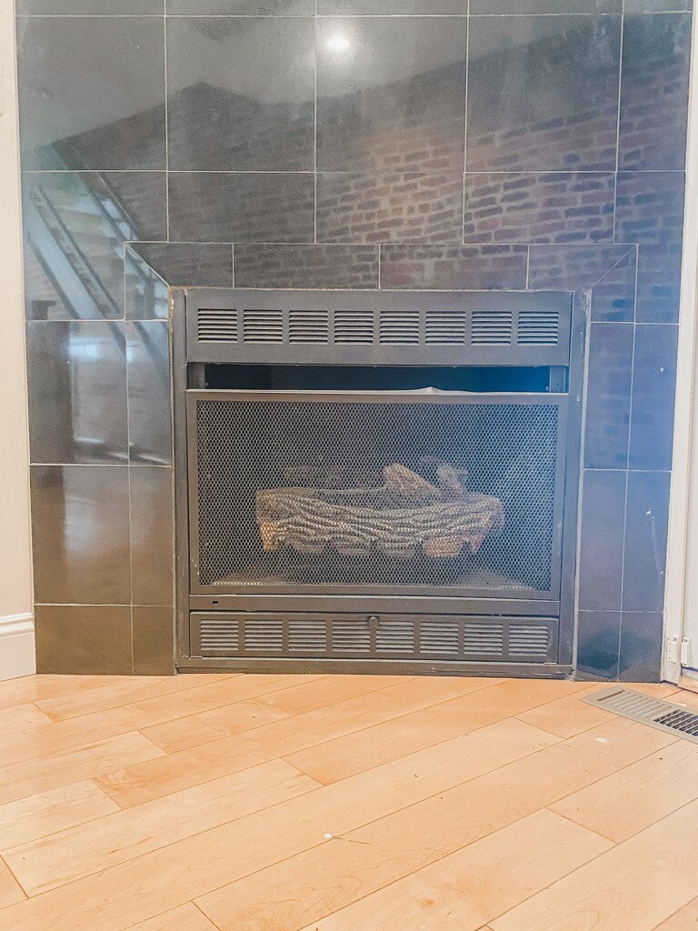 Building Photo - 1413 Anchor St