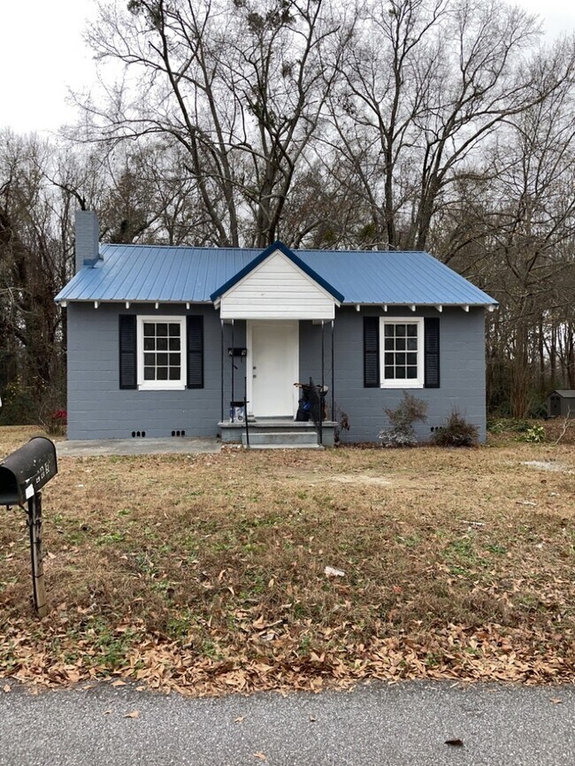 Primary Photo - 3 Bedroom Belton Home