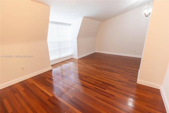 Building Photo - 3171 Virginia St