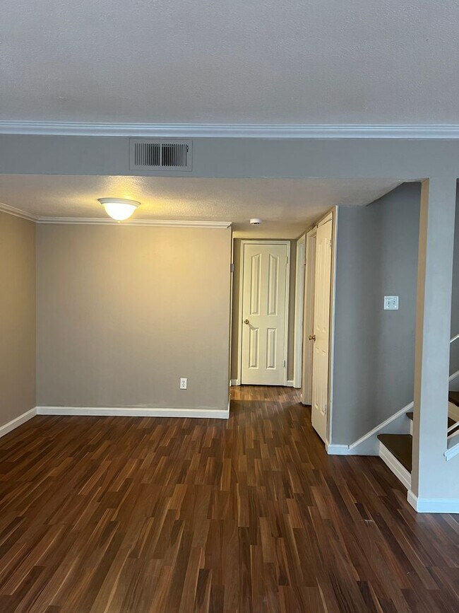 Building Photo - Coming Soon, Beautiful Rancho Cordova Cond...