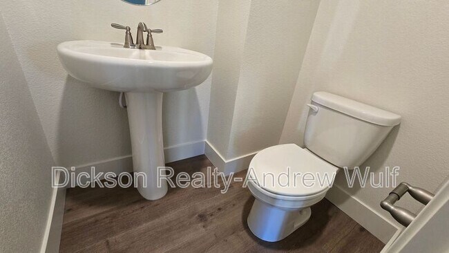 Building Photo - 4119 Scenic Dr