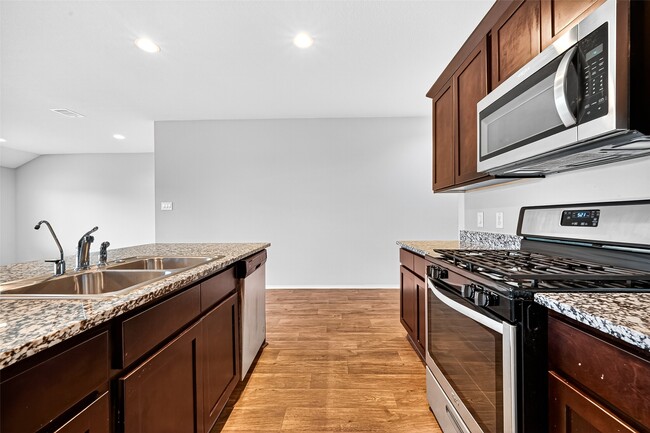 Building Photo - 1610 Bear Spring Dr