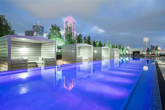 Building Photo - 2200 Victory Ave