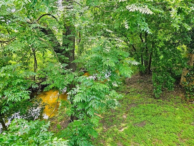 Building Photo - 5107 Leralynn St