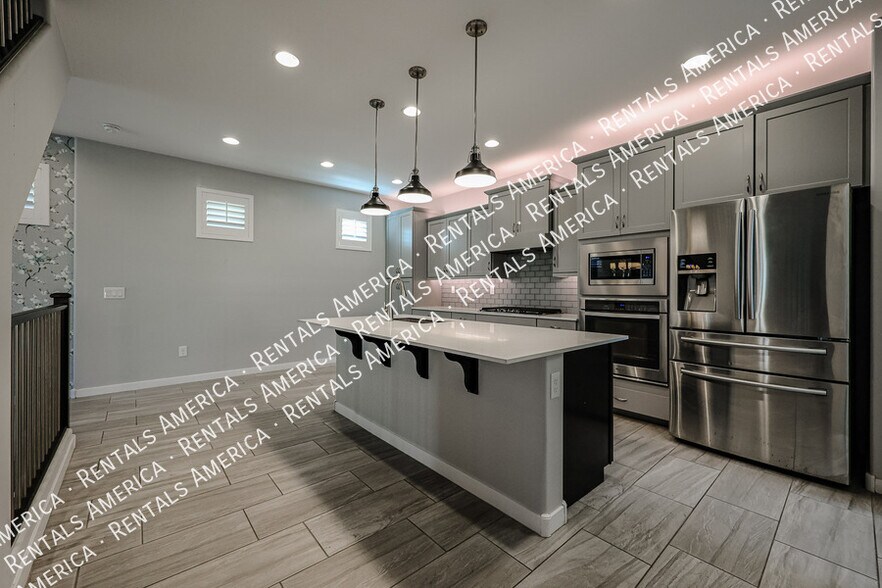 Building Photo - 7067 W Jasper Dr