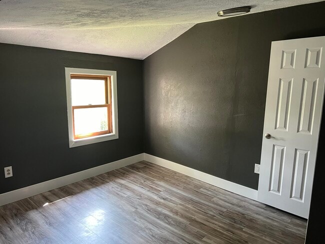 Building Photo - 807 Clinkscales Rd