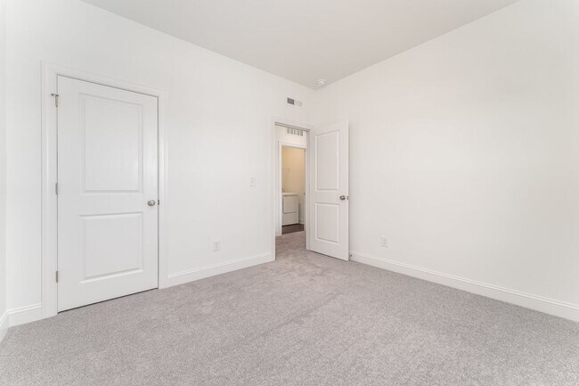 Building Photo - Newly Built 5 Bedroom Home in Knightdale!