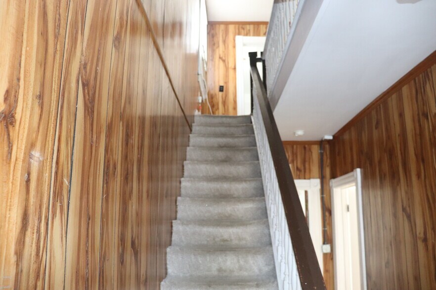 Building Photo - 3708 Lawson St