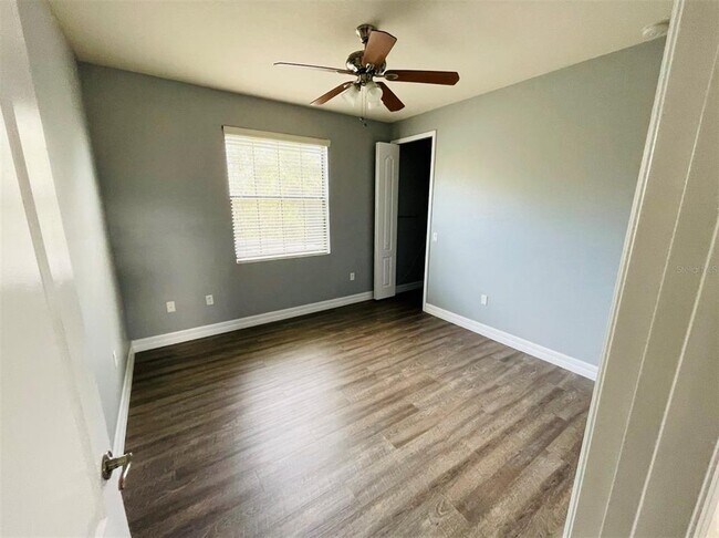 Building Photo - 10802 Willow Ridge Loop