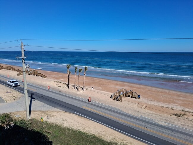 Building Photo - 2390 Ocean Shore Blvd