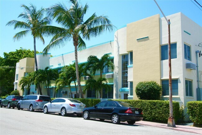 Building Photo - 635 12th St