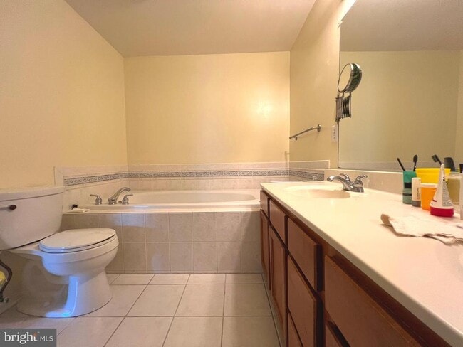 Building Photo - 6030 Helmsman Way