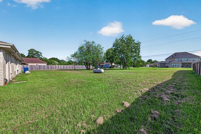 Building Photo - 13310 Boudreaux Estates Dr
