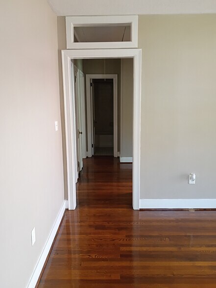 Building Photo - 37 Yeadon Ave