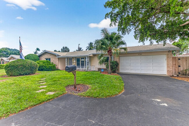 Building Photo - 2750 SE 3rd St