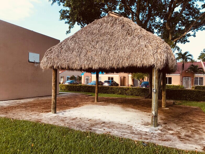 Building Photo - 8371 SW 148th Pl