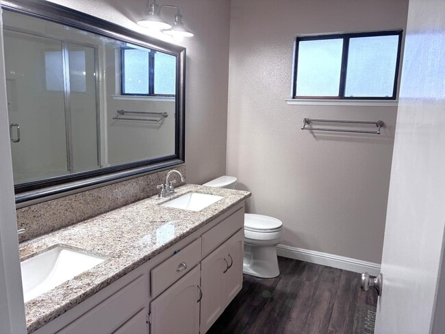 Building Photo - 1430 Fir Ave