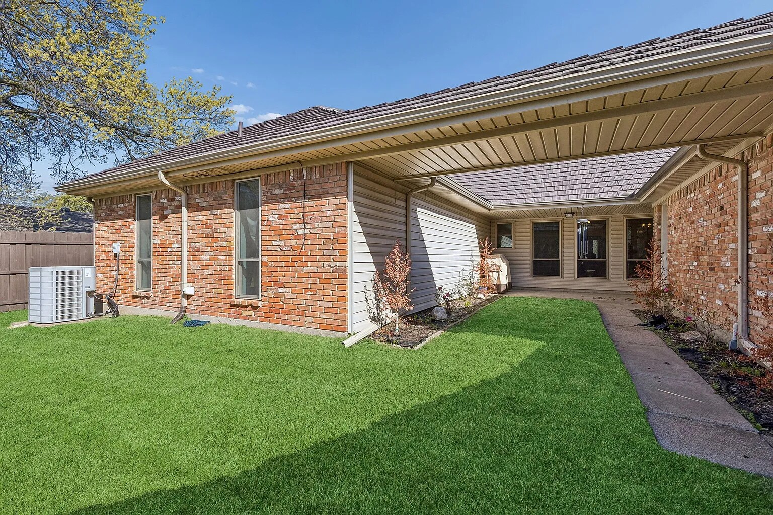 Building Photo - 7166 Teresita Trl