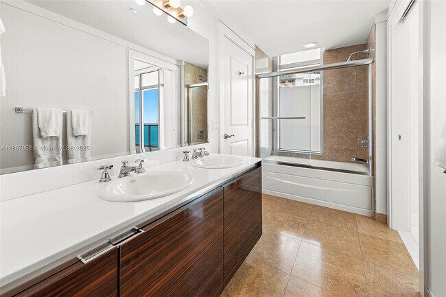Building Photo - 3737 Collins Ave