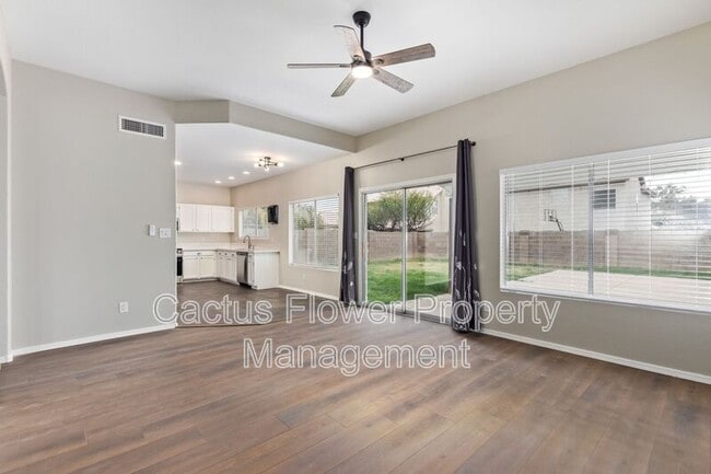 Building Photo - 1651 E Flint St