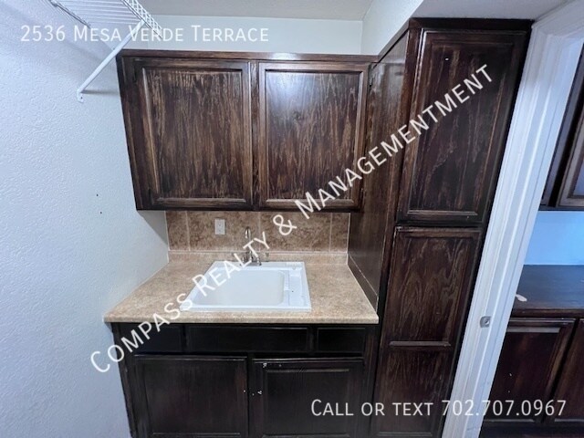 Building Photo - 2536 Mesa Verde Terrace