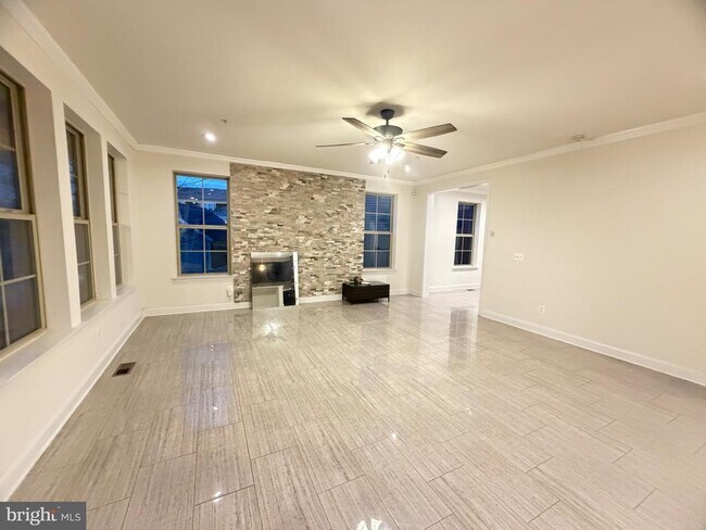 Building Photo - 3516 Timber Green Dr