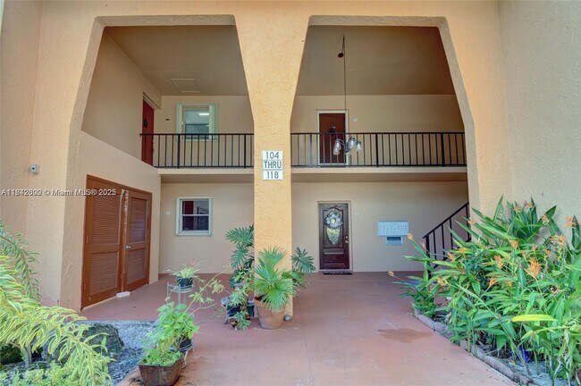 Building Photo - 114 Lake Anne Dr