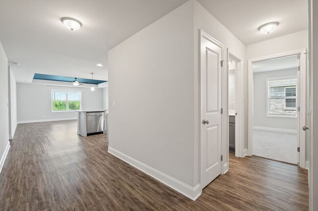 Building Photo - 236 Cherry Laurel Dr