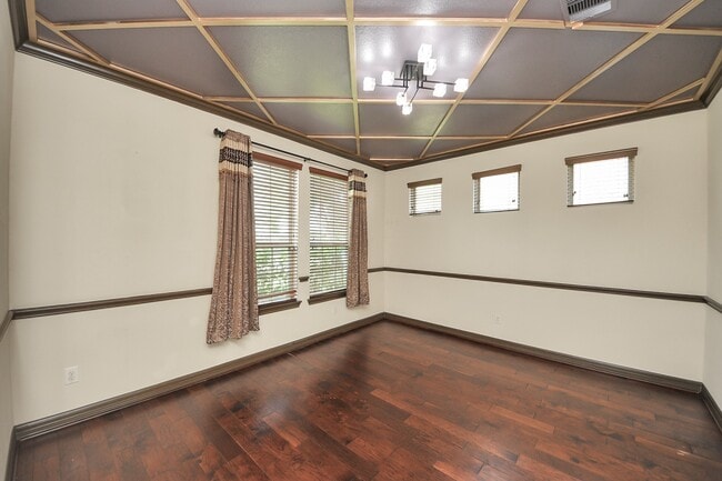 Building Photo - 26407 Wooded Hollow Ln