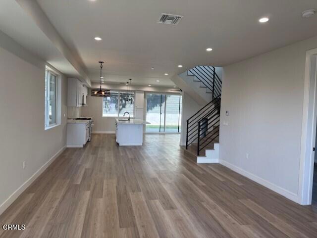 Building Photo - 10754 Nassau Ave