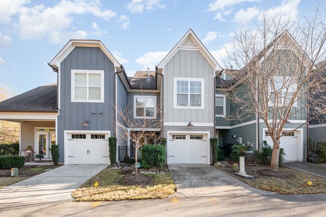 Building Photo - Impressive Townhome in Popular Five Points - Inside the Beltline Location