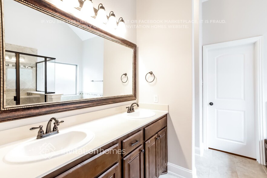 Building Photo - 1513 Firenza Ct