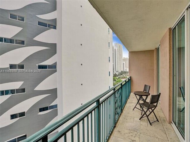 Building Photo - 17555 Atlantic Blvd