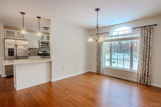 Building Photo - 3035 Claybourne Ln