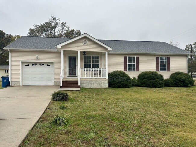 Primary Photo - 695 Prater Rd