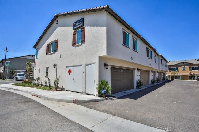 Building Photo - 7419 Olive Grv St