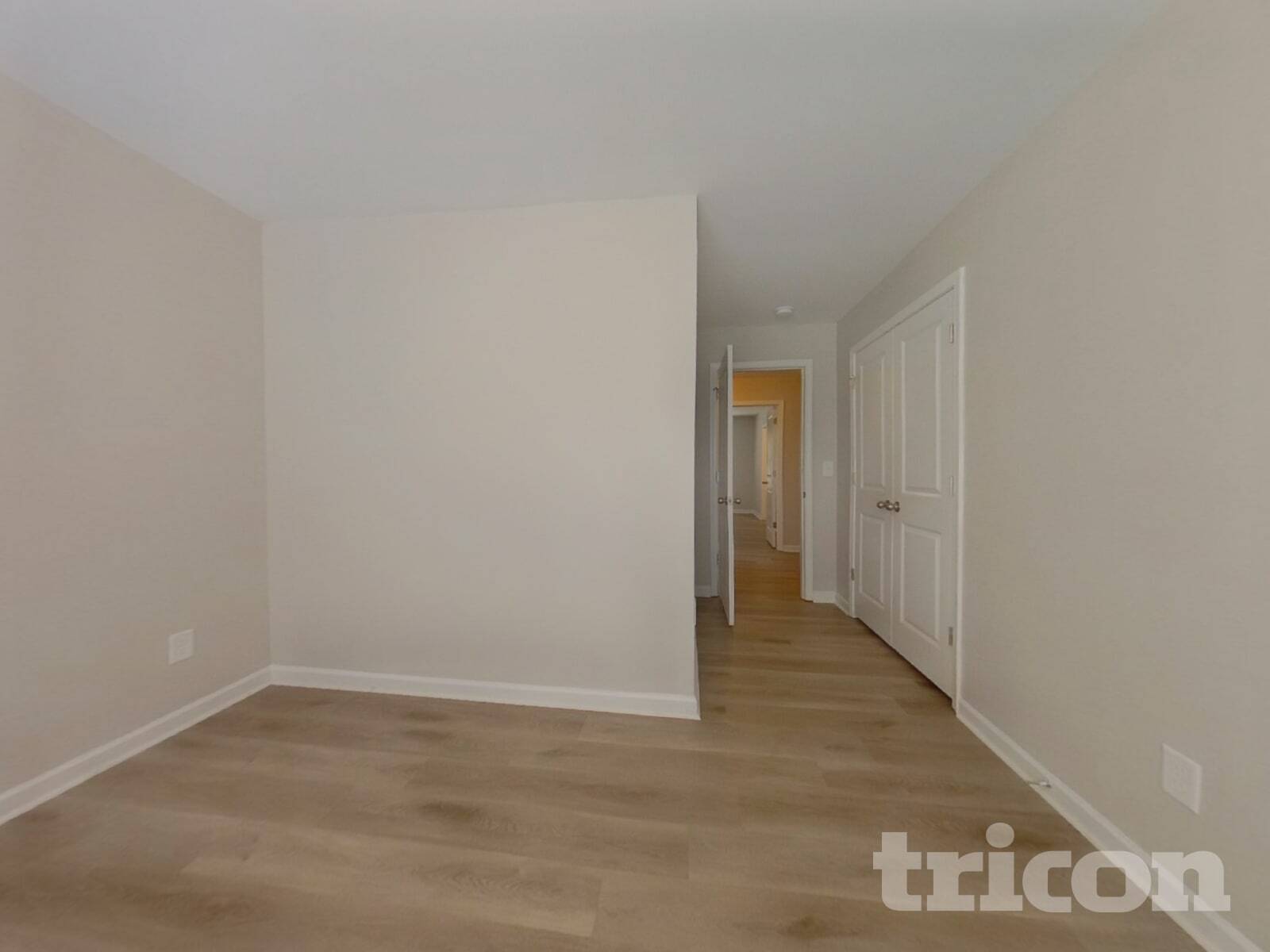 Building Photo - 3333 Lowland Dr